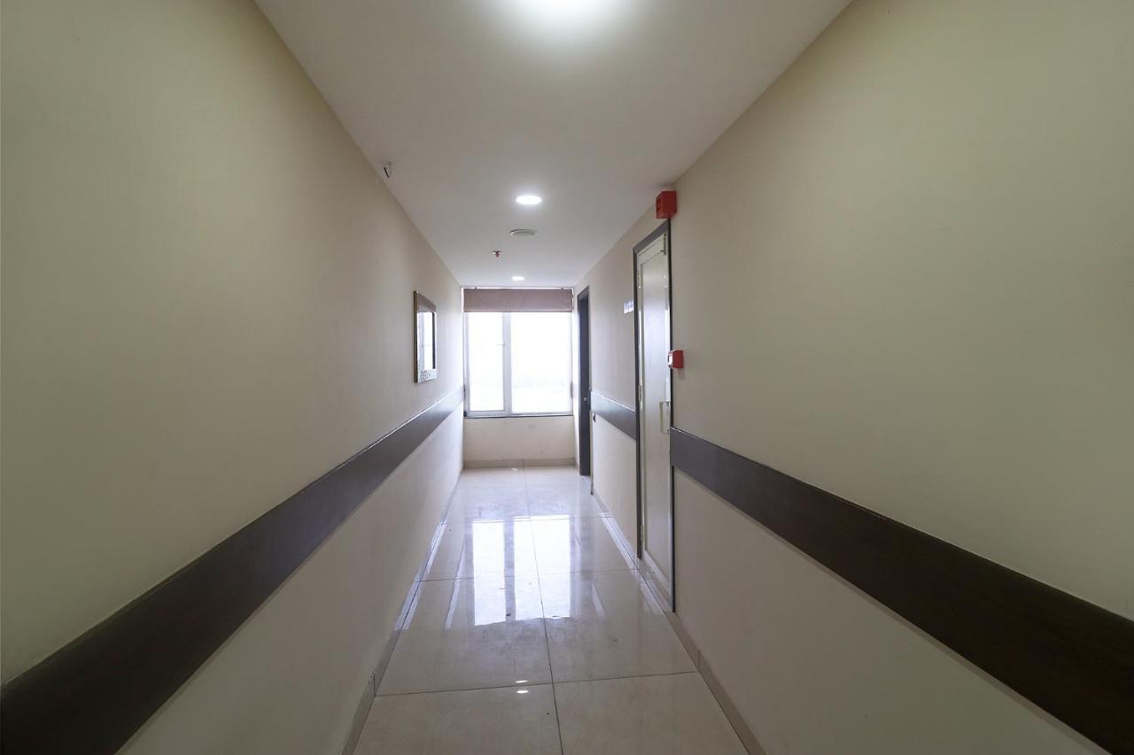 Fabhotel Mid Town Grand Panchkula Zewnętrze zdjęcie
