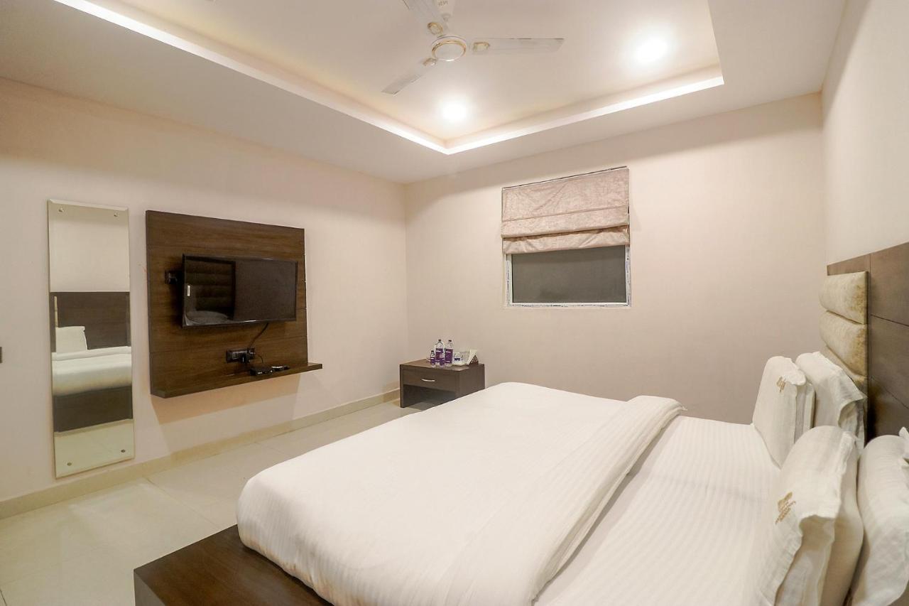 Fabhotel Mid Town Grand Panchkula Zewnętrze zdjęcie